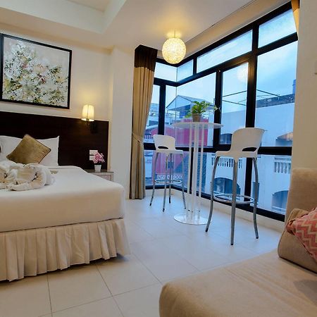 @ White Patong Hotel Exterior foto