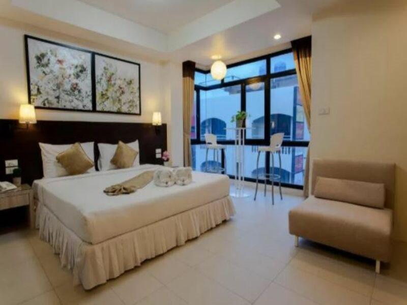 @ White Patong Hotel Exterior foto