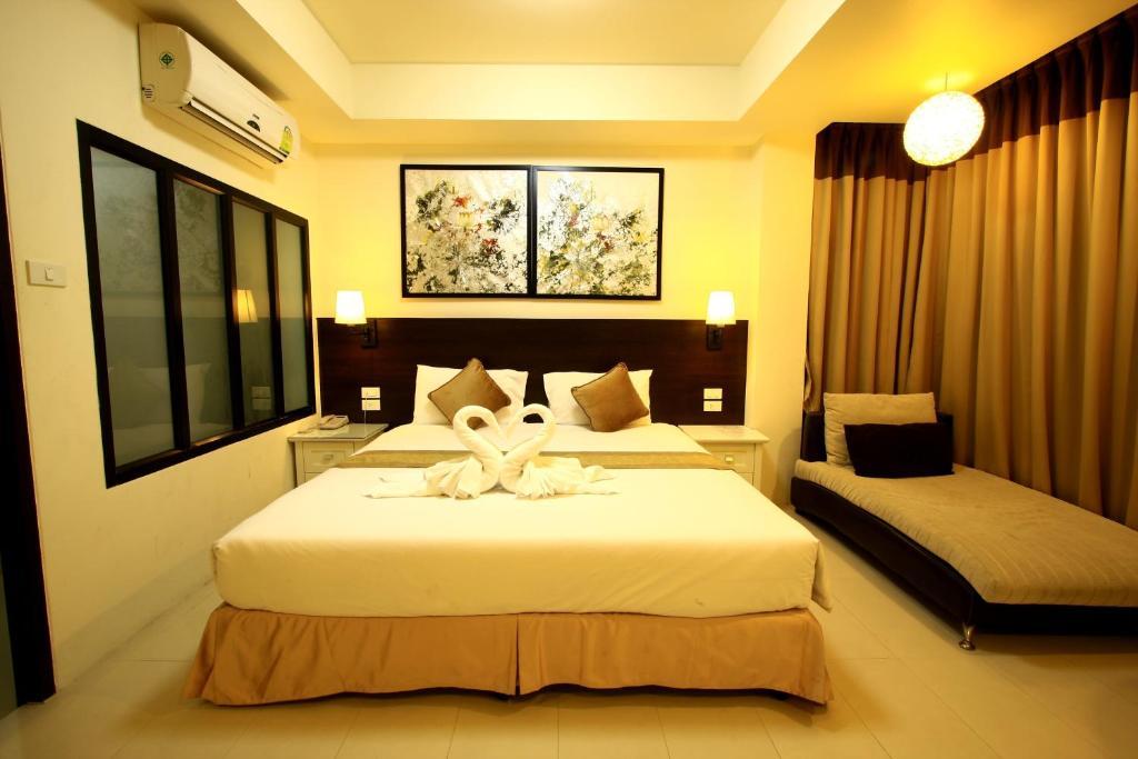 @ White Patong Hotel Exterior foto