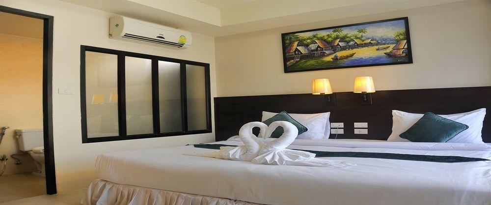 @ White Patong Hotel Exterior foto