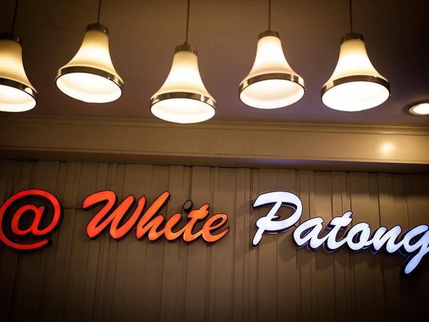@ White Patong Hotel Exterior foto